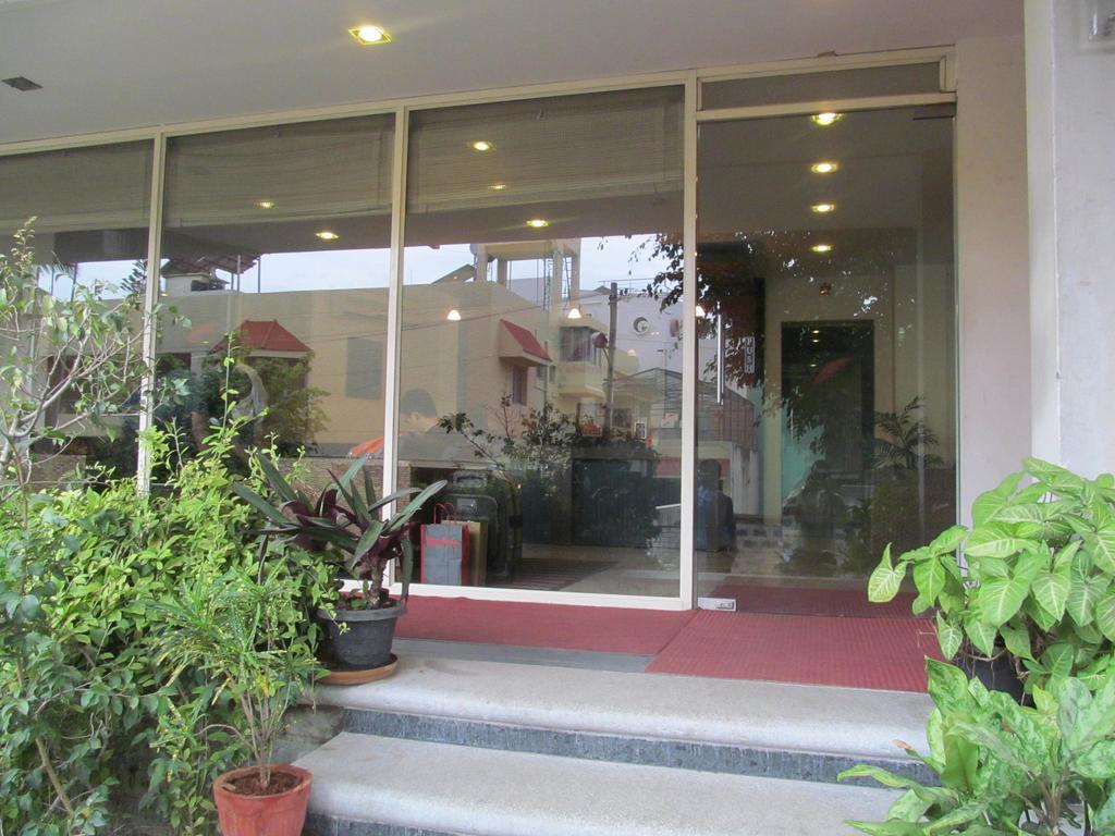 Shilton Residence Bangalore Exteriör bild