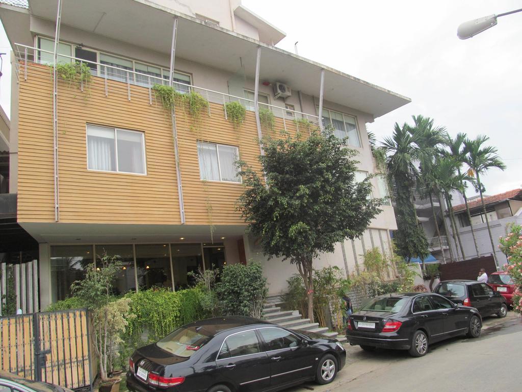 Shilton Residence Bangalore Exteriör bild